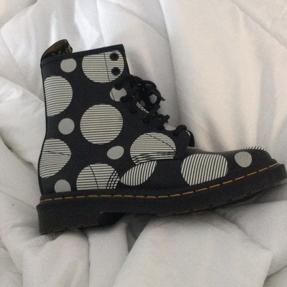 *NWOT* 1460 Doc Martens polka dot leather lace up boots whimsigoth - Picture 3 of 7